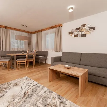 Апартаменты Klotz Alpenglueck *