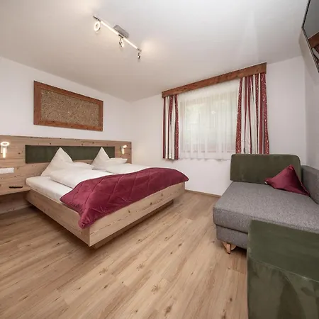 Апартаменты Klotz Alpenglueck *